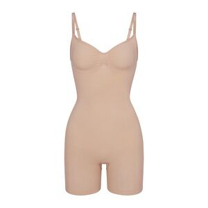 Skims Seamless Sculp Midthigh Bodysuit New With Tags